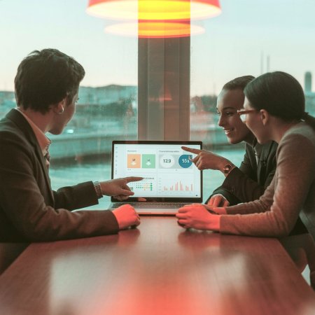 agência de marketing digital lisboa - Estratégias Integradas: Combinando Conteúdo, Redes Sociais e Anúncios para Gerar Leads em Lisboa